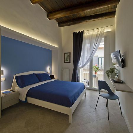 Bed and Breakfast La Viuzza Сорренто Экстерьер фото