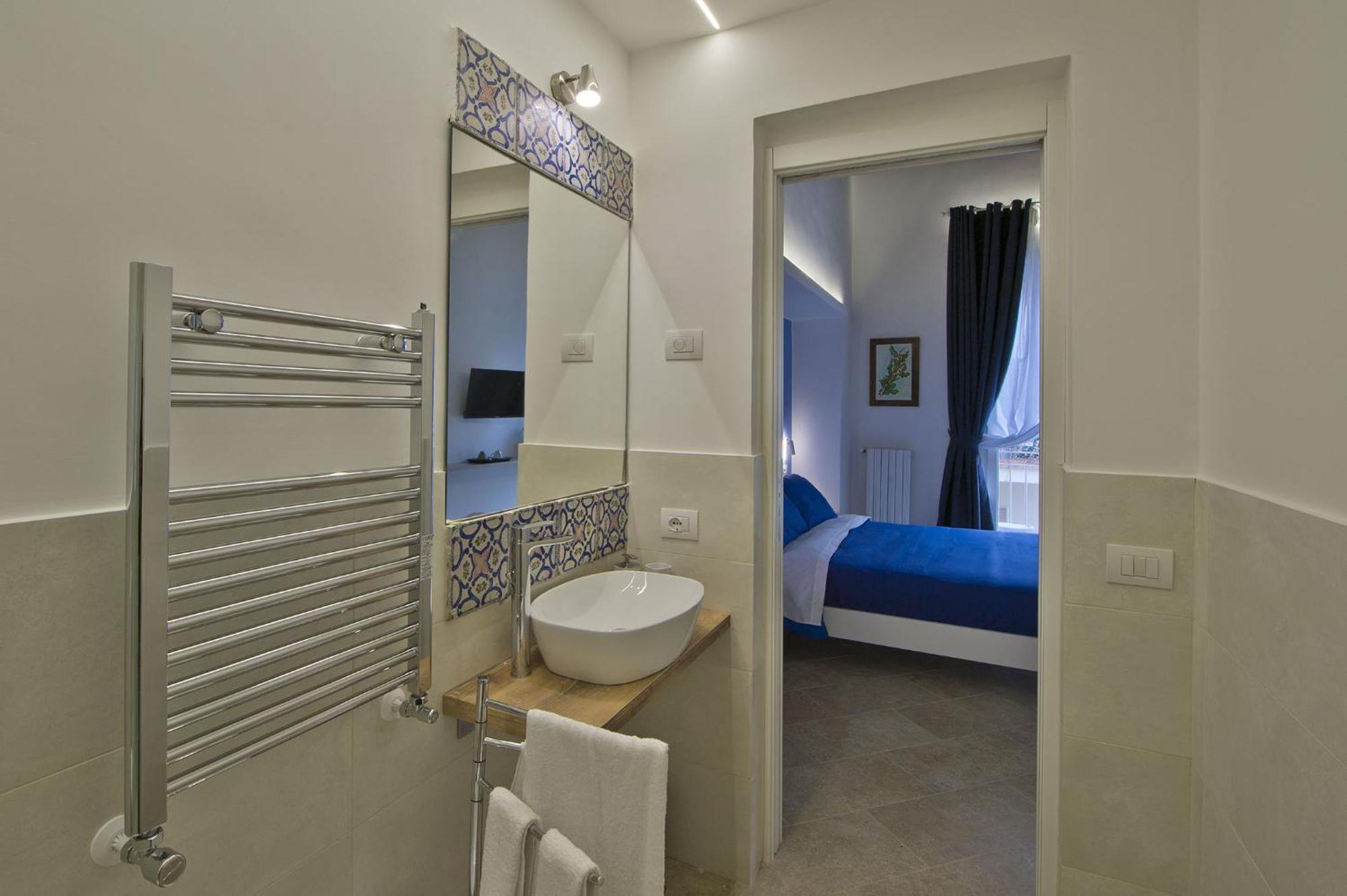 Bed and Breakfast La Viuzza Сорренто Экстерьер фото